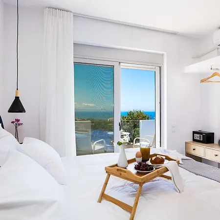 Evilio Suites, Inspired Family Retreat, βy Thinkvilla Skaleta