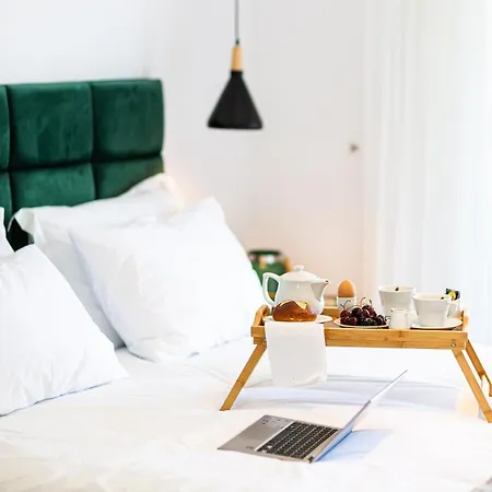 Evilio Suites, Inspired Family Retreat, βy Thinkvilla * Skaleta