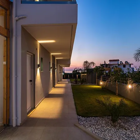 Evilio Suites, Inspired Family Retreat, βy Thinkvilla Villa