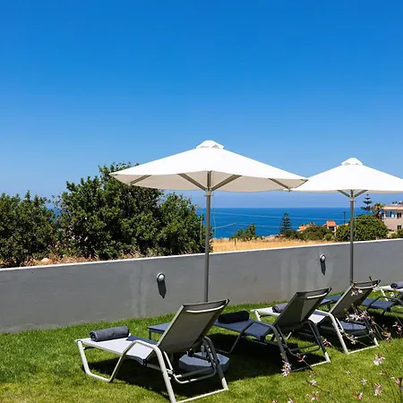 Evilio Suites, Inspired Family Retreat, βy Thinkvilla Villa *