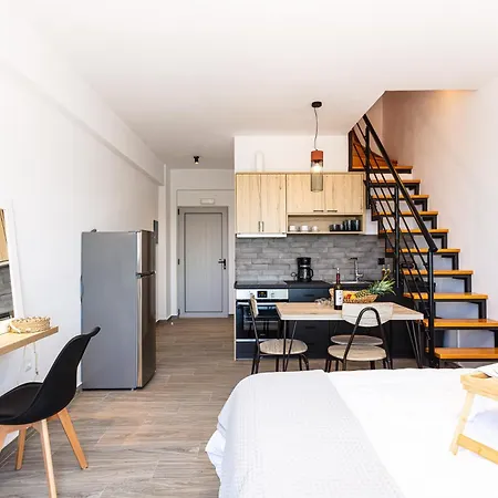 Evilio Suites, Inspired Family Retreat, βy Thinkvilla Villa Skaleta